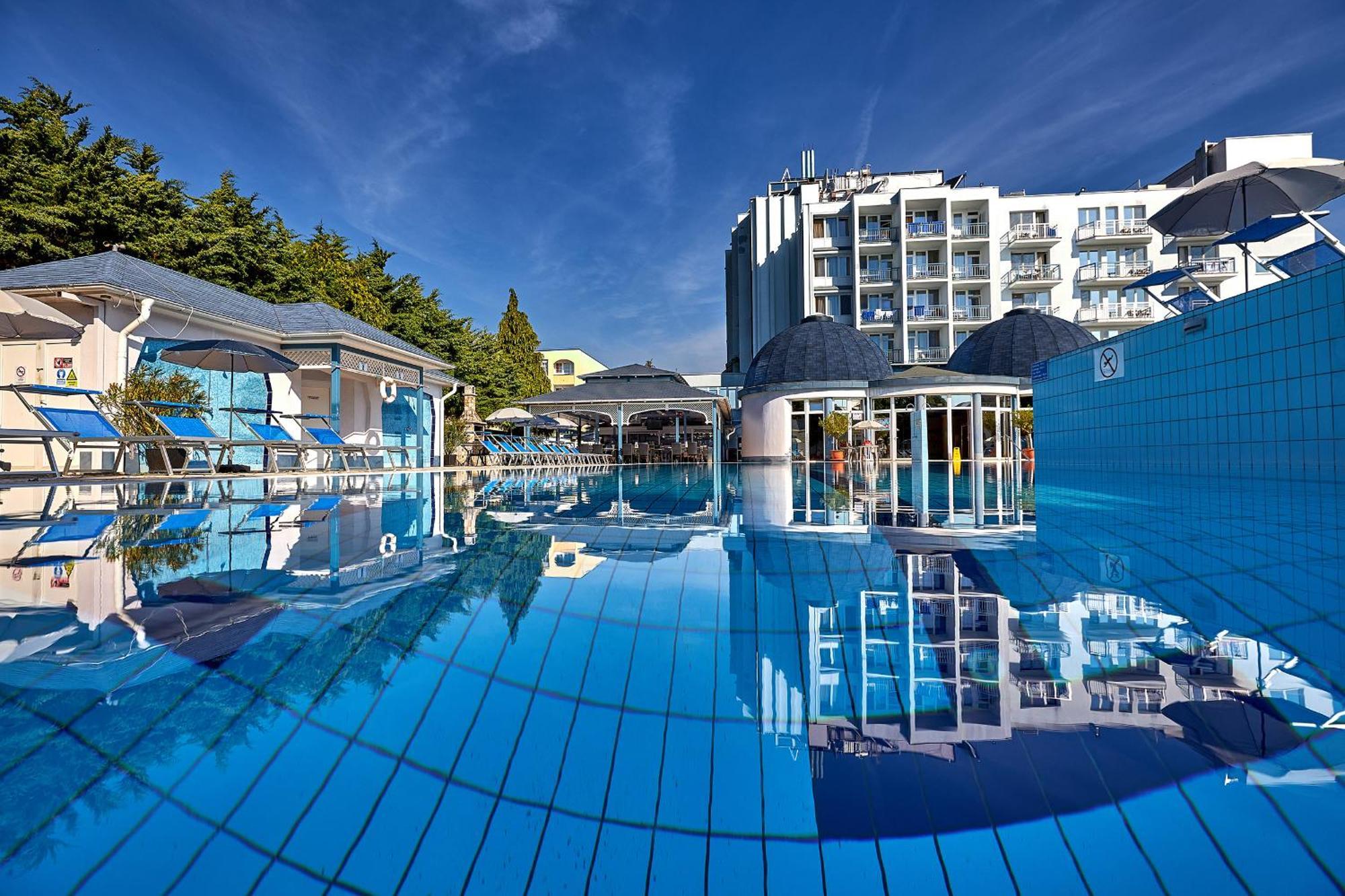 Hotel Silver Hajduszoboszlo Ngoại thất bức ảnh