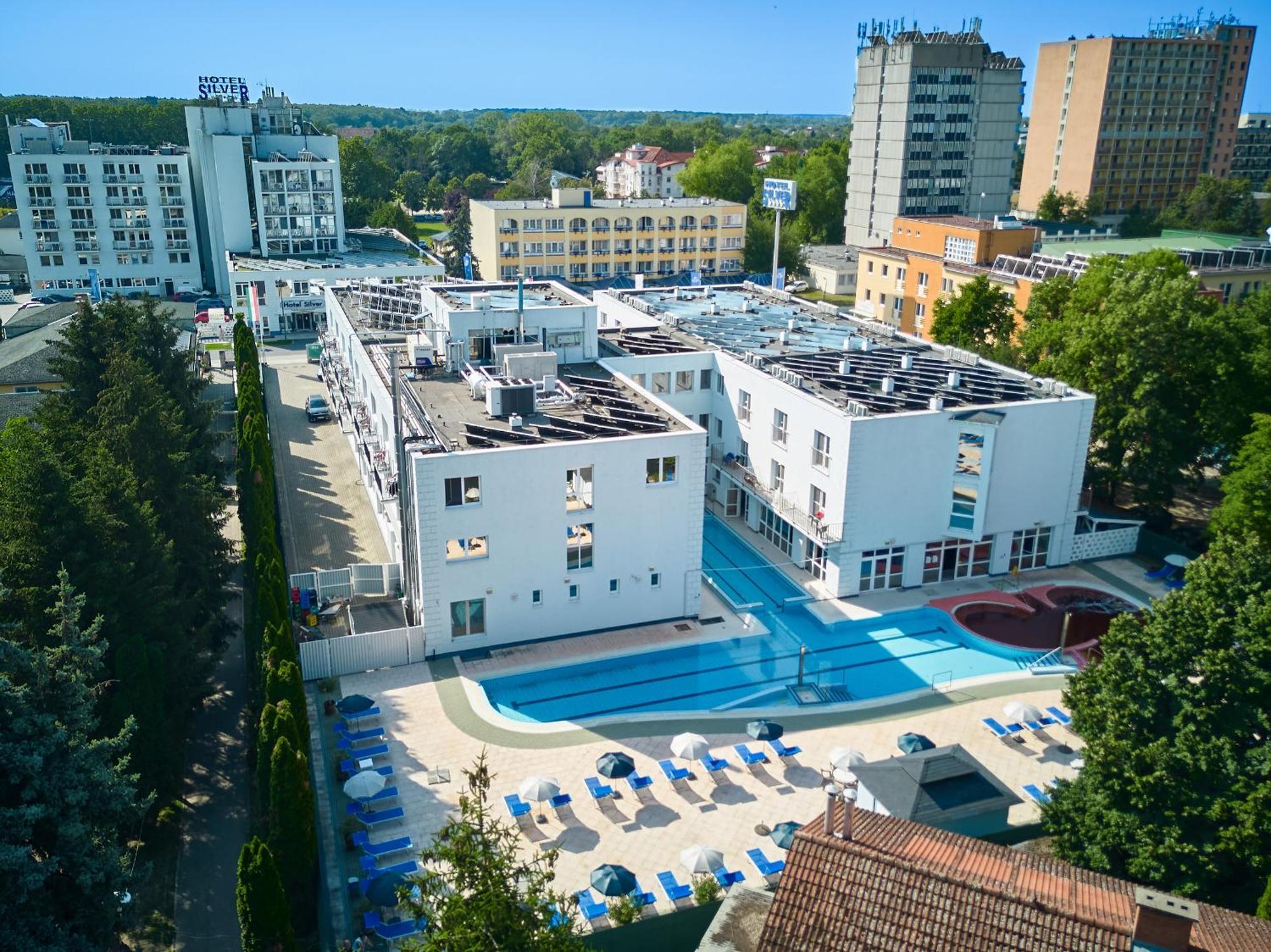 Hotel Silver Hajduszoboszlo Ngoại thất bức ảnh