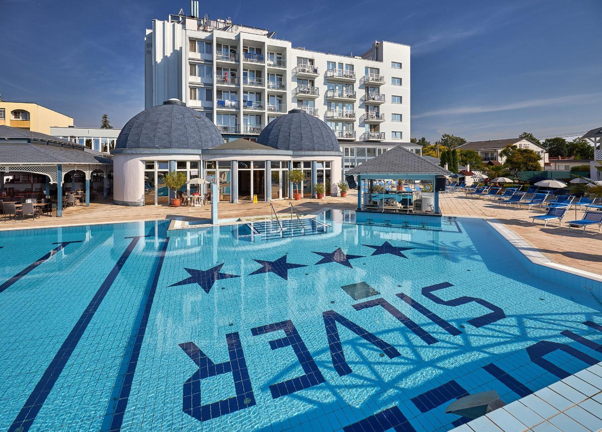 Hotel Silver Hajduszoboszlo Ngoại thất bức ảnh