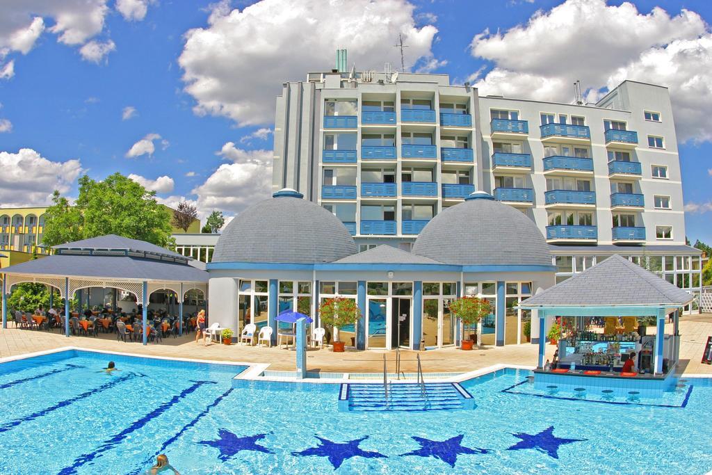 Hotel Silver Hajduszoboszlo Ngoại thất bức ảnh