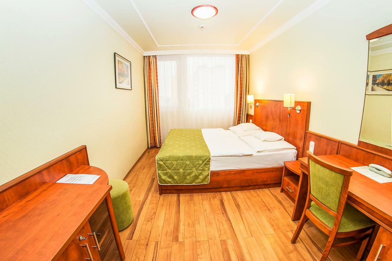Hotel Silver Hajduszoboszlo Ngoại thất bức ảnh