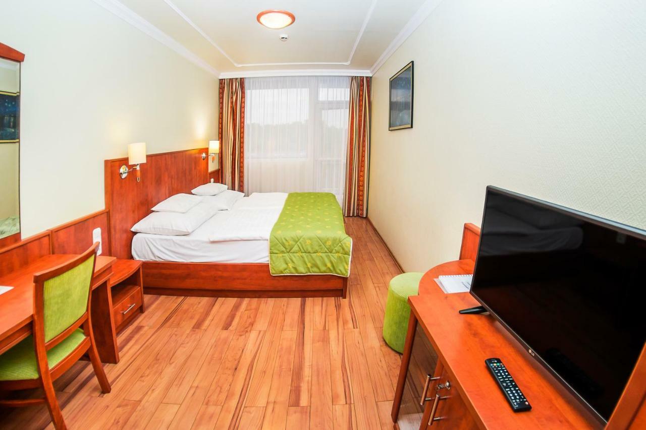Hotel Silver Hajduszoboszlo Ngoại thất bức ảnh